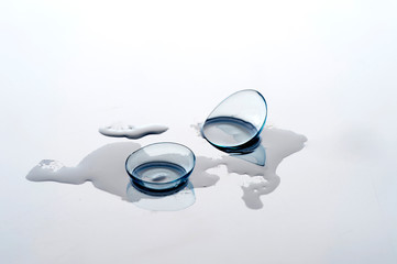 コンタクトレンズ