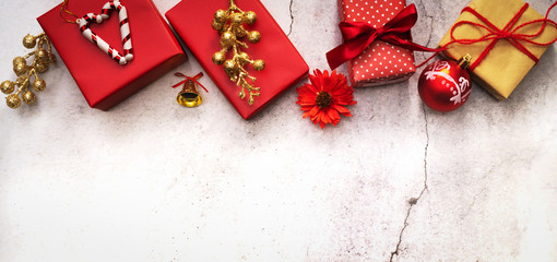 Fototapeta na wymiar Christmas season background and Happy new year gift box