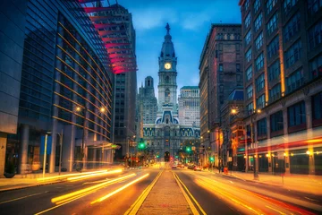 Poster Historisch stadhuis van Philadelphia in de schemering © sborisov