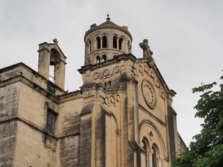 Uzès – gemütliche Kleinstadt in Frankreich - Ehemalige Kathedrale in Uzès
