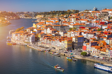 Fototapeta na wymiar Porto, Portugal old town on the Douro River. Oporto panorama.