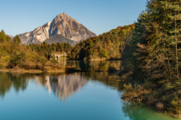 Ambiesta. Lake of Verzegnis. Autumn reflexes