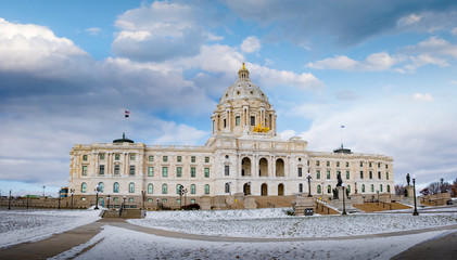 Fototapeta na wymiar Minnesota State Capitol building in St. Paul, Minnesota, November 13, 2018, winter season ,