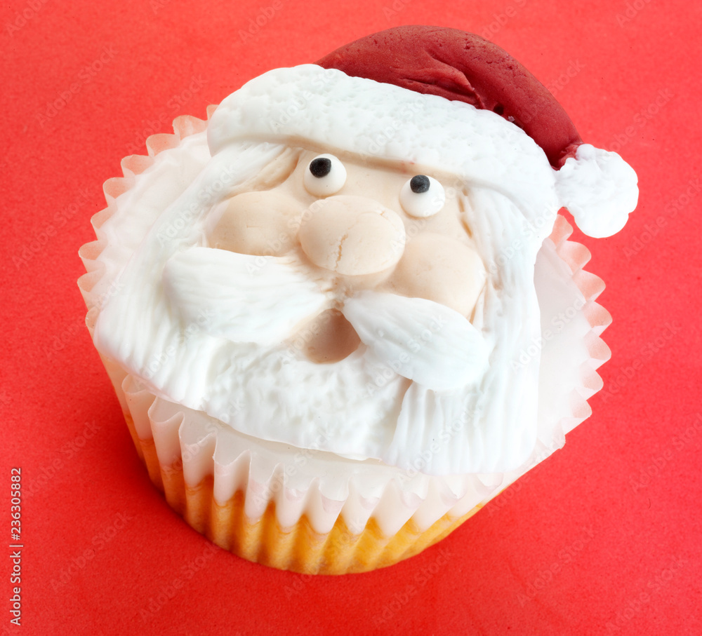 Sticker CHRISTMAS SANTA CUPCAKE