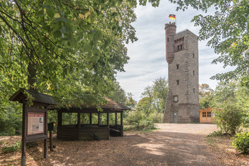 Aussichtsturm Moltkewarte auf dem Schlößchenkopf 310 m ü. NN bei Sangerhausen - Harzer...