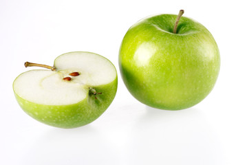 GREEN APPLES