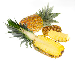 FRESH PINEAPPLE