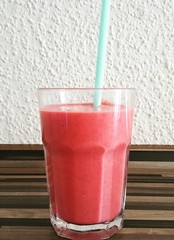 Smoothie Erdbeeren rot gesund healthy
