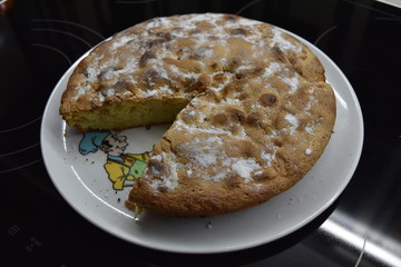 apple pie food dessert icing sugar close-up