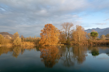 sul fiume