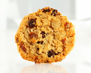 FRUIT AND OAT COOKIE