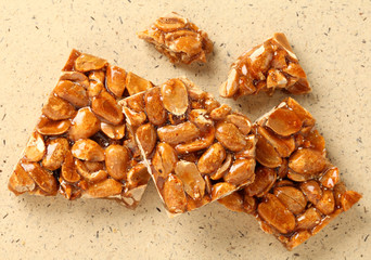 PEANUT BRITTLE