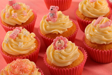 BABY SHOWER CUPCAKES