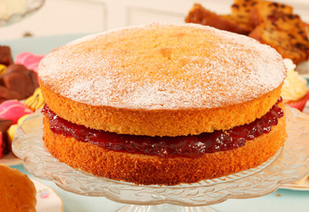 VICTORIA SPONGE CAKE