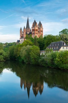 Late Romanesque and Early Gothic Limburg Cathedral of St. George or St. George's Cathedral above the Lahn, Limburg an der Lahn, Hesse, Germany, Europe