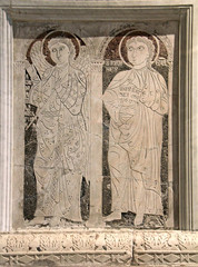 Arcangelo Gabriele e San Giovanni evangelista; decorazione di una balaustra nella Cattedrale di San Ciriaco; Ancona