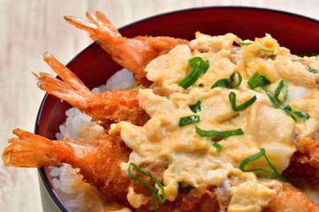 エビフライ丼