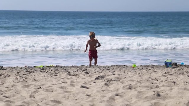 DGS 2016_10_19 Boy Playing in the Sand 5