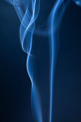 Obraz premium Abstract blue smoke swirls