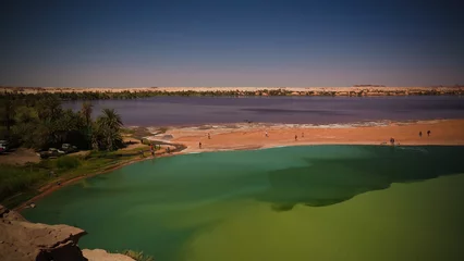  Panoramisch uitzicht op Katam aka Baramar-meergroep Ounianga kebir-meren in Ennedi, Tsjaad © homocosmicos