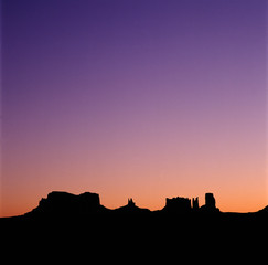 sunset in the monument valley © sangwon