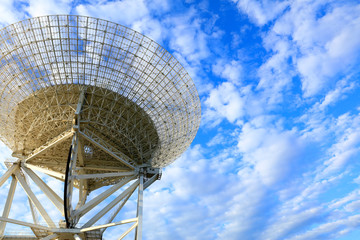 radio telescope