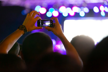 the concert recording with mobile phone
