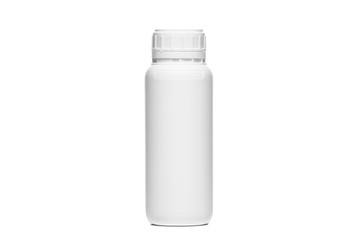 Plastikowa butelka na białym tle - obrazy, fototapety, plakaty