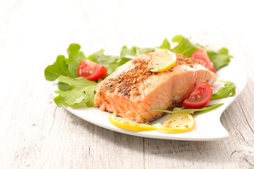salmon fillet and salad