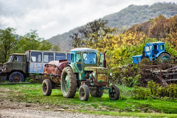 tractor whith .the cesspool barrel