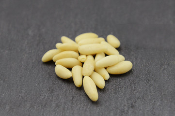 Pinoli