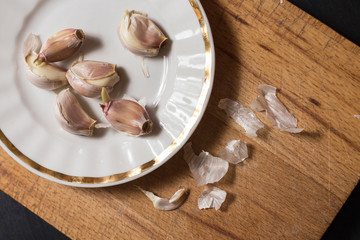 Garlic slices as ingredient for healthy food