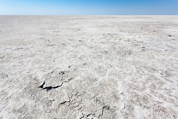 ausgetrockneter Salzsee in Bostwana - Makgadikgadi Salzpfanne