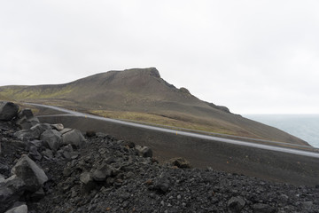 Steinbruch (Vulkangestein) am Meer auf der Reykjanes-Halbinsel - Süd-West-Island