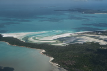 Fototapeta na wymiar Whitehaven Beach der Whitsundays von Oben - Great Barrier Reef Australien