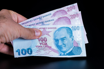 100 and 200 Turkish banknotes

