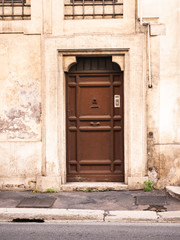 door in the streets of Rome