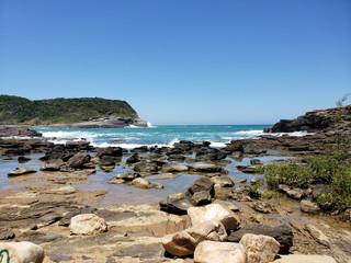 coast of sea - B&uacute;zios