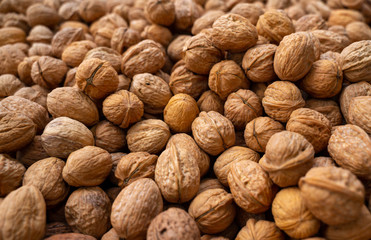 walnuts as natural fat