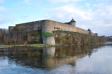 Naklejka na ściany i meble view of the fortress across the Narva river in Ivangorod