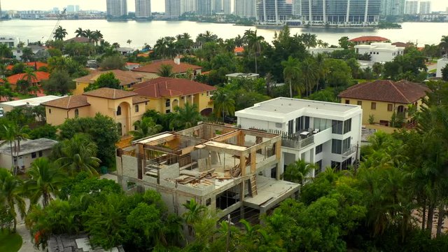 Aerial video Florida luxury home construction 2018