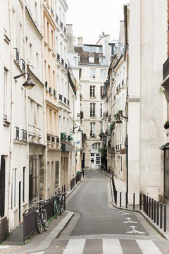 Empty street in the heart of Paris