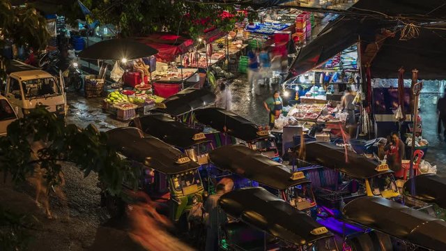 Commercial 4K time lapse of Khlong Toei Market, Bangkok with HyperZoom.