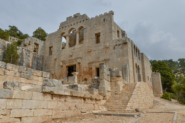 Fototapeta na wymiar ruins of East Church in Alahan Monastery in the mountains of Isauria Mut, Mersin province, Turkey