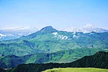 Fototapeta na wymiar Snow peaks of Caucasus