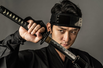 忍者・サムライ © metamorworks