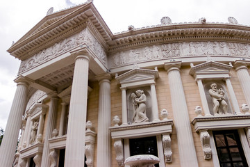 large beautiful building in the roman style