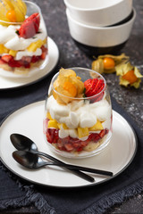 Trifle (mascarpone mousse with mango)
