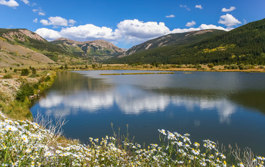 Naklejka na ściany i meble Lake in the Rocky Mountains of Colorado, USA