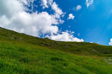Fototapeta na wymiar Escursioni sui monti sibillini